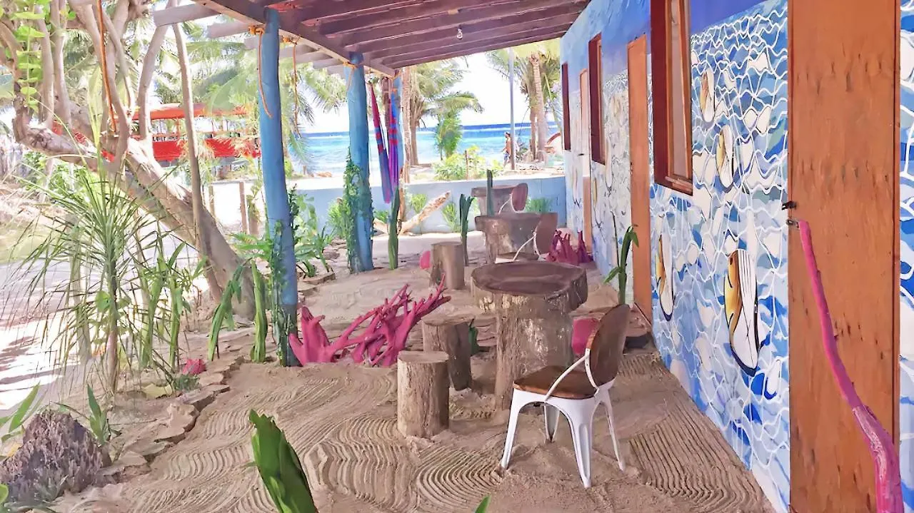 Casa Neptuno Mahahual Otel